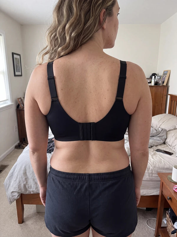 Customer wearing the JellyBand bra
